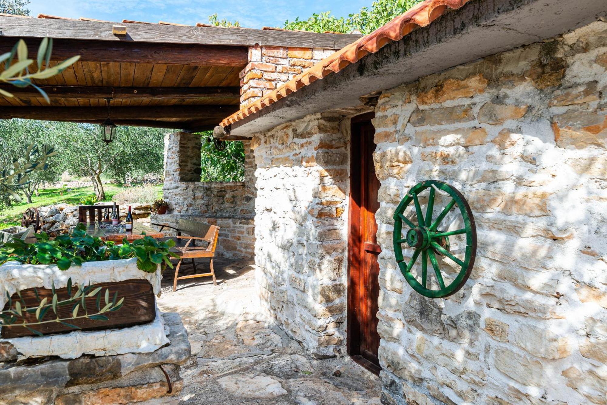 Dalmatian Country House Irena Bruska ภายนอก รูปภาพ